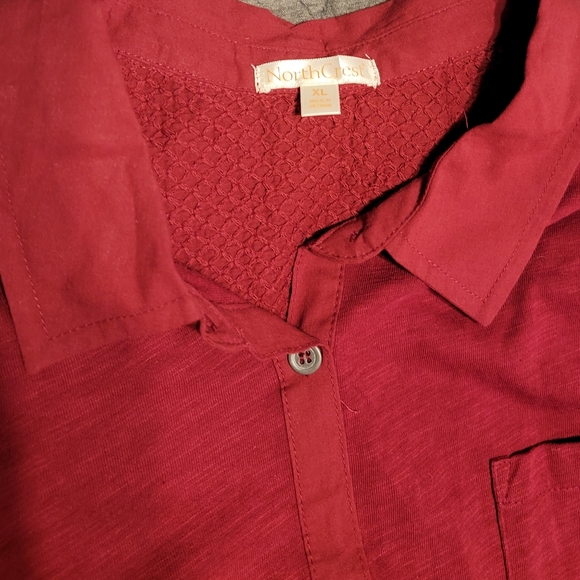NorthCrest Maroon Button-up Tank - Picture 4 of 4